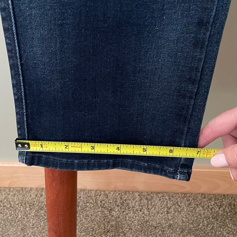7 for All Mankind Kimmie Straight Leg Jean, 30 - Picture 7 of 8